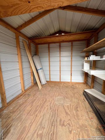 302 sheep hill, Dilley, TX 78017