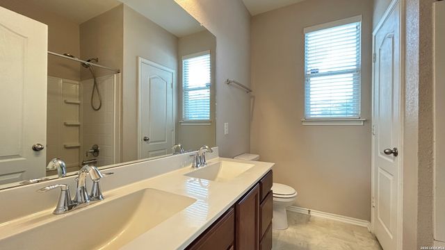 8423 BRAZOS PT, San Antonio, TX 78252