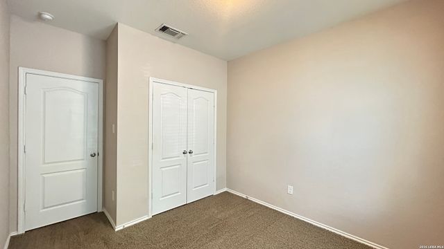 8423 BRAZOS PT, San Antonio, TX 78252