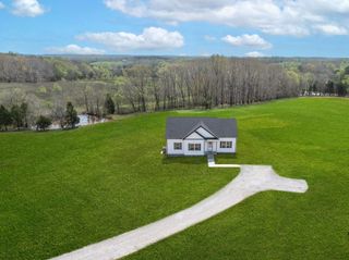 1502 Rock Springs Road, Cumberland Furnace, TN 37051