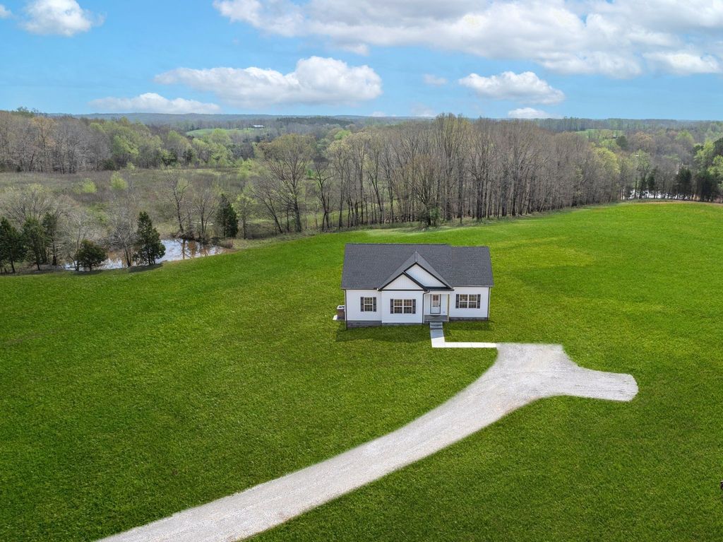 1502 Rock Springs Road, Cumberland Furnace, TN 37051
