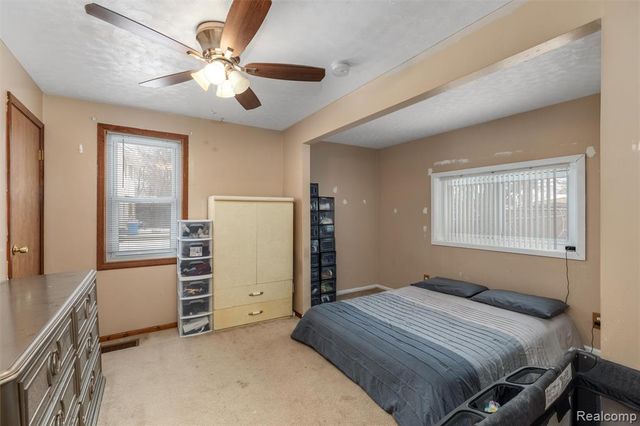 18240 Webster Avenue, Southfield, MI 48076