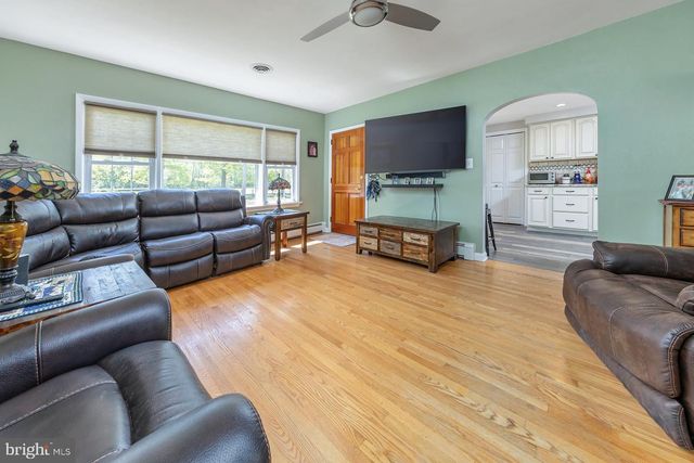 625 PORCHTOWN RD, Pittsgrove, NJ 08318
