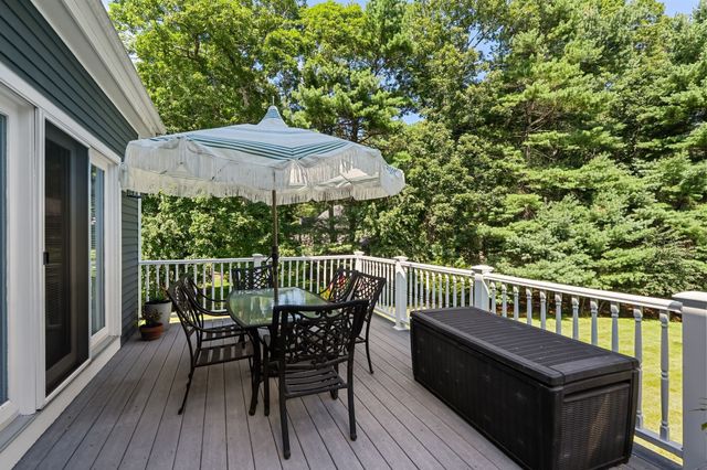 97 Farrar Farm Rd, Norwell, MA 02061