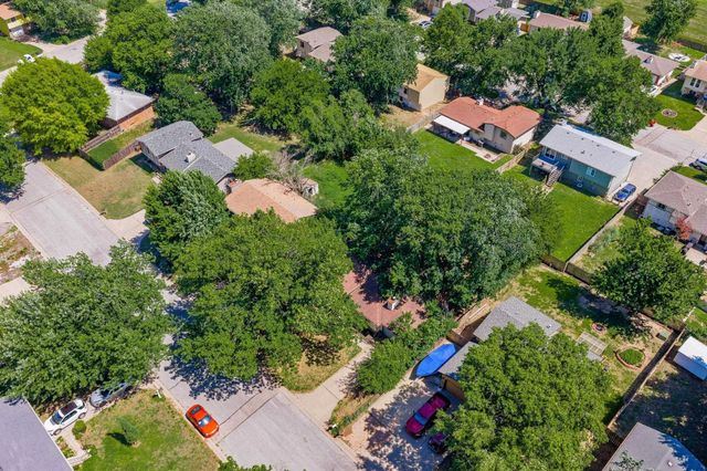 603 E 54th Street South, Wichita, KS 67216