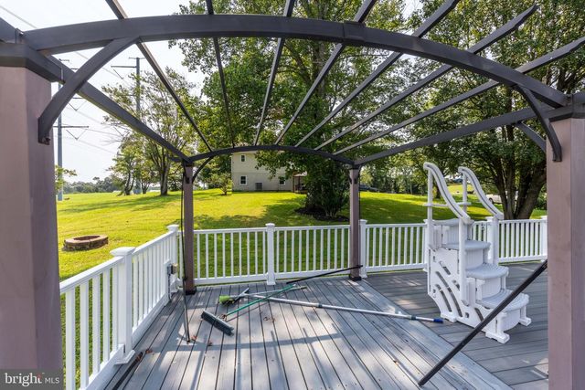 18611 SPRINGS RD, Jeffersonton, VA 22724