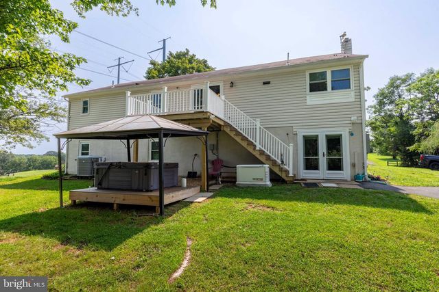 18611 SPRINGS RD, Jeffersonton, VA 22724
