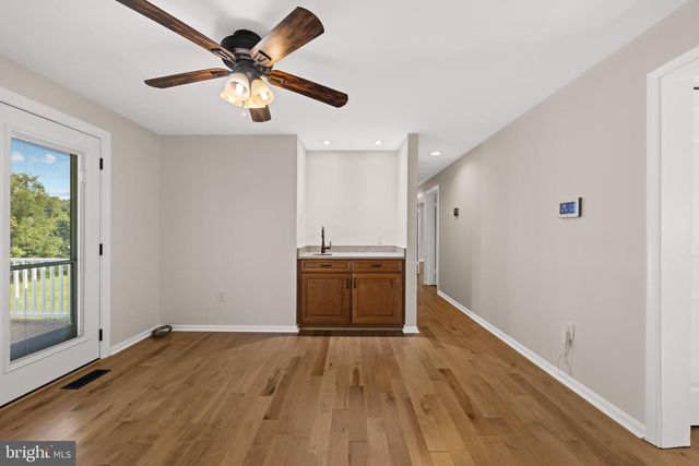 18611 SPRINGS RD, Jeffersonton, VA 22724