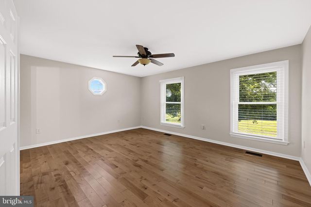 18611 SPRINGS RD, Jeffersonton, VA 22724