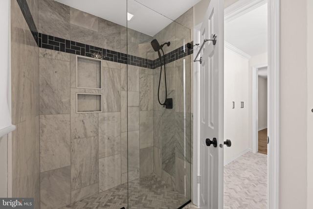 18611 SPRINGS RD, Jeffersonton, VA 22724