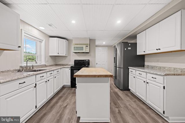 18611 SPRINGS RD, Jeffersonton, VA 22724