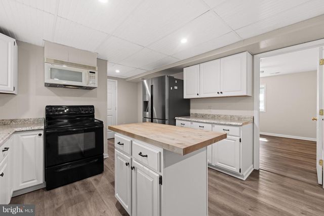 18611 SPRINGS RD, Jeffersonton, VA 22724