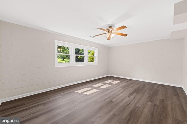 18611 SPRINGS RD, Jeffersonton, VA 22724