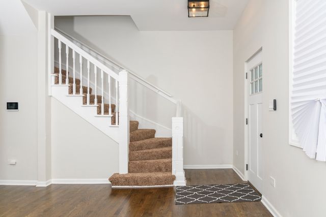 429 W 102nd Place, Chicago, IL 60628