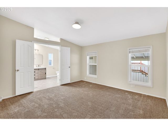 1949 Se PALMQUIST Rd 7, Gresham, OR 97080