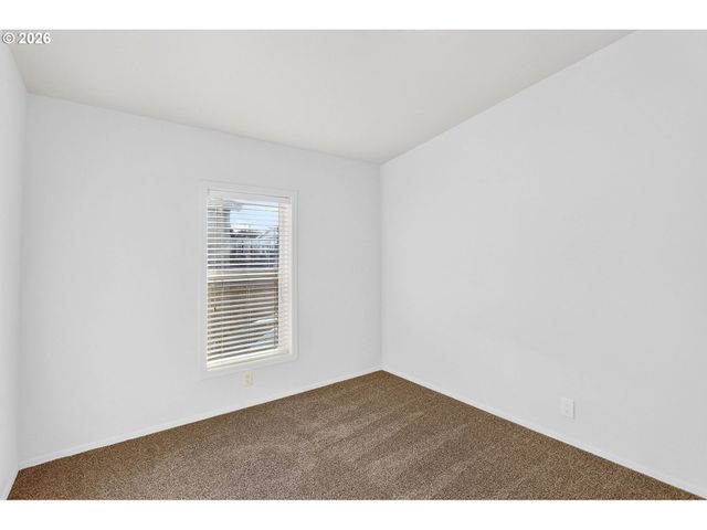 1949 Se PALMQUIST Rd 7, Gresham, OR 97080