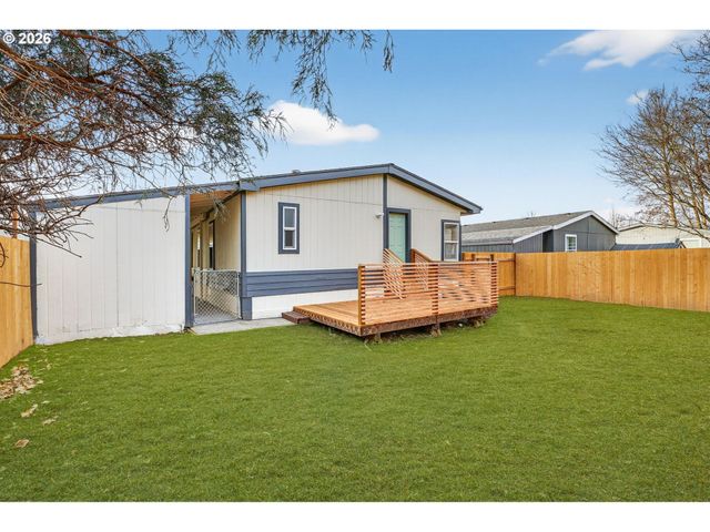 1949 Se PALMQUIST Rd 7, Gresham, OR 97080