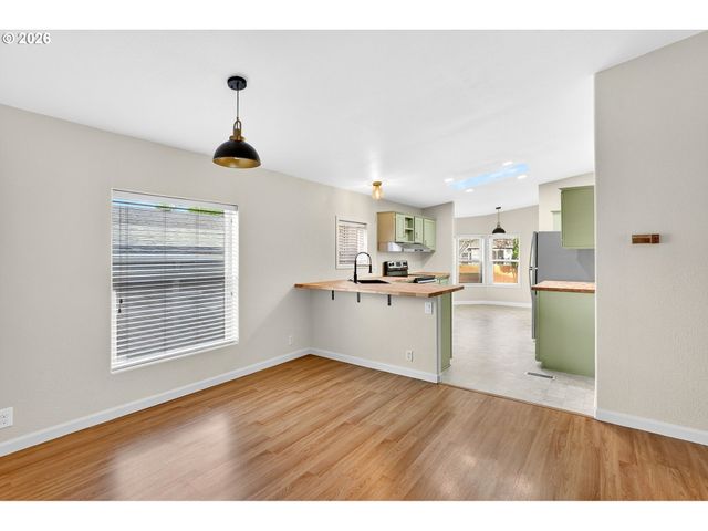 1949 Se PALMQUIST Rd 7, Gresham, OR 97080