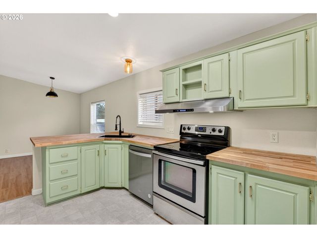 1949 Se PALMQUIST Rd 7, Gresham, OR 97080