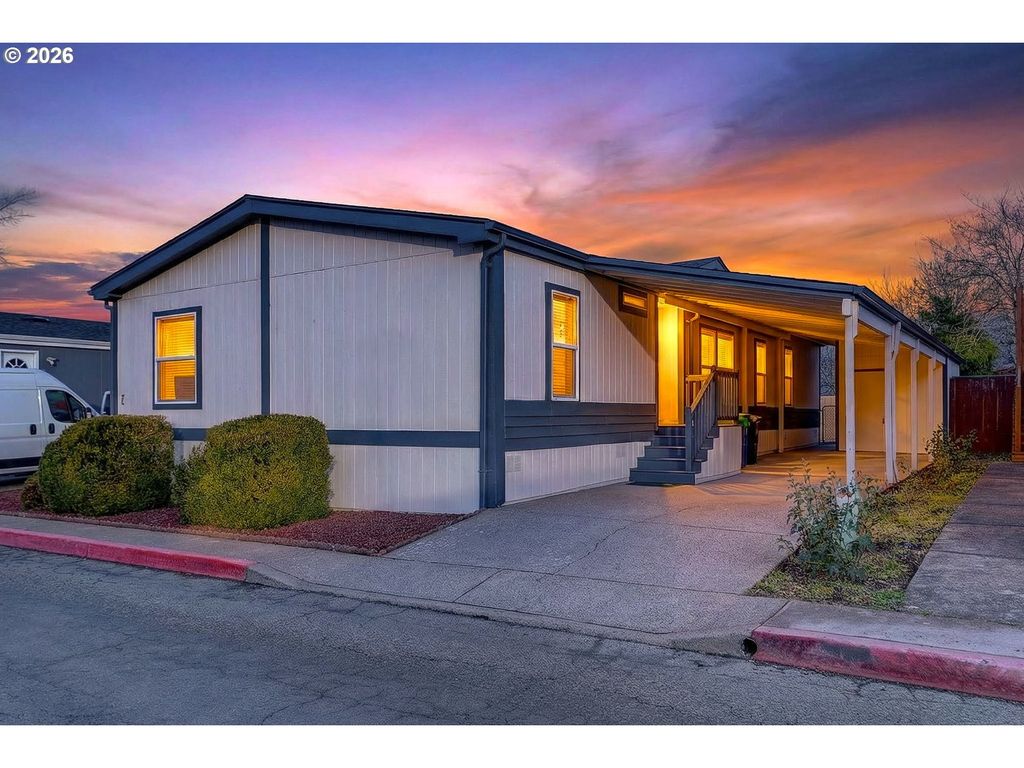 1949 Se PALMQUIST Rd 7, Gresham, OR 97080