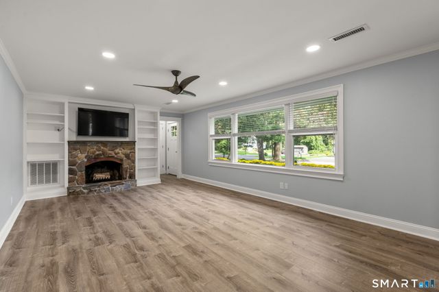 7 Peaceful Lane, Norwalk, CT 06851