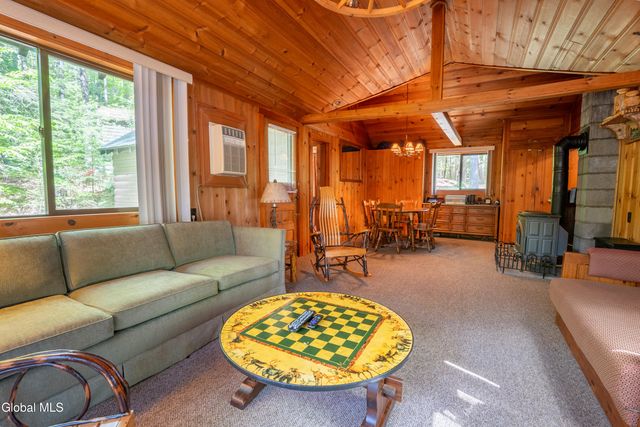 224 North Shore Road, Edinburg, NY 12835