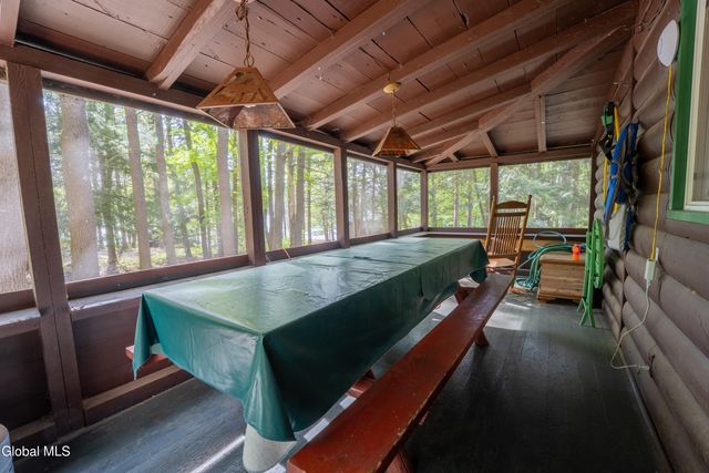 224 North Shore Road, Edinburg, NY 12835
