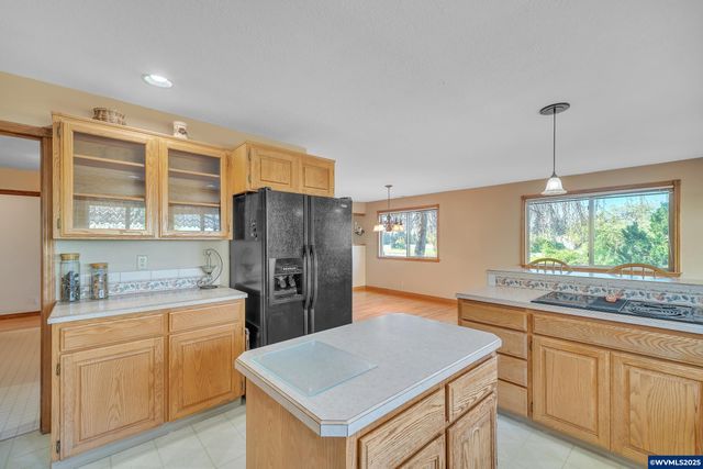 6900 S Schneider Rd, Canby, OR 97013