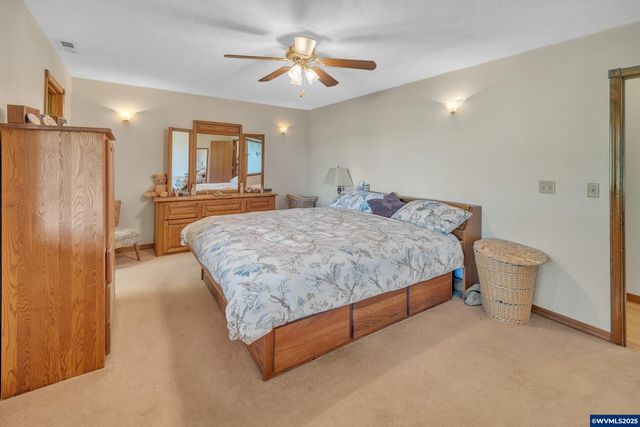 6900 S Schneider Rd, Canby, OR 97013