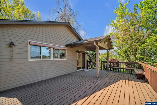 6900 S Schneider Rd, Canby, OR 97013