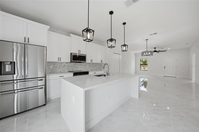 11370 GULFSTREAM BOULEVARD, Port Charlotte, FL 33981