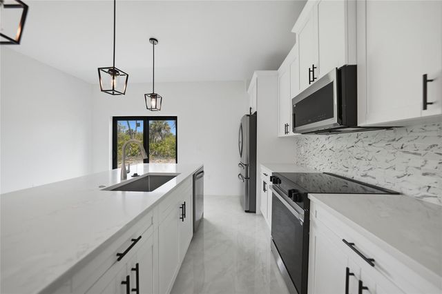 11370 GULFSTREAM BOULEVARD, Port Charlotte, FL 33981