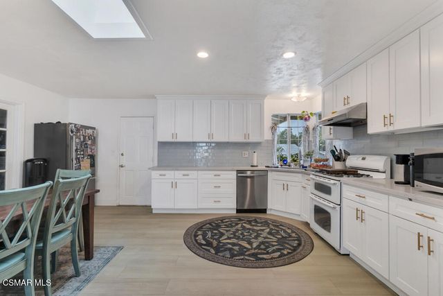 906 Granby Street, Simi Valley, CA 93065
