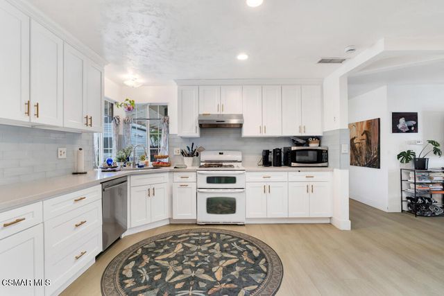 906 Granby Street, Simi Valley, CA 93065
