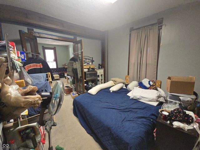 104 E North Street, Greenfield, IN 46140