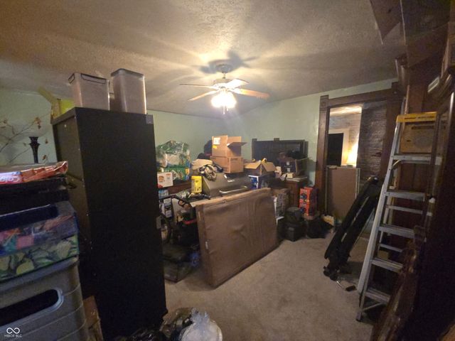 104 E North Street, Greenfield, IN 46140