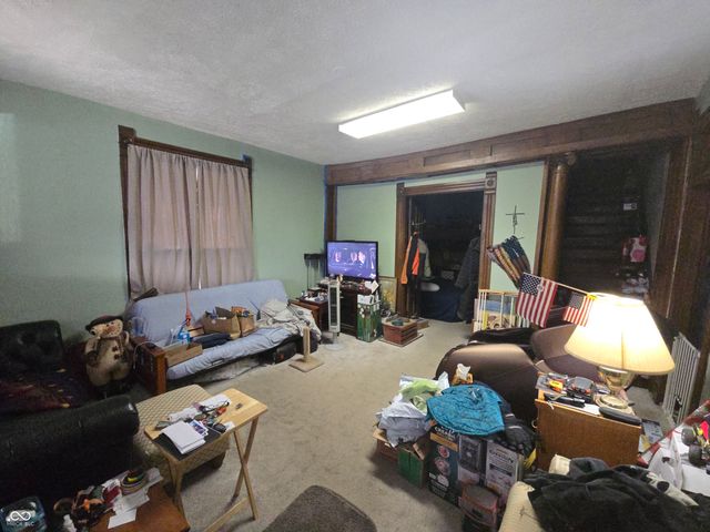 104 E North Street, Greenfield, IN 46140