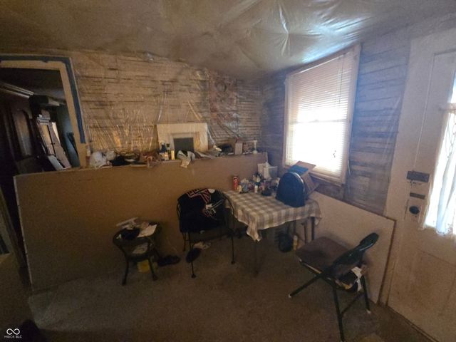 104 E North Street, Greenfield, IN 46140