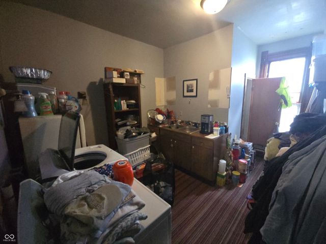 104 E North Street, Greenfield, IN 46140