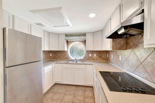 7900 Lane Street B, Houston, TX 77029