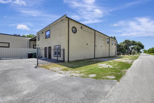 7900 Lane Street B, Houston, TX 77029