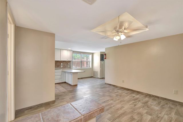 7900 Lane Street B, Houston, TX 77029