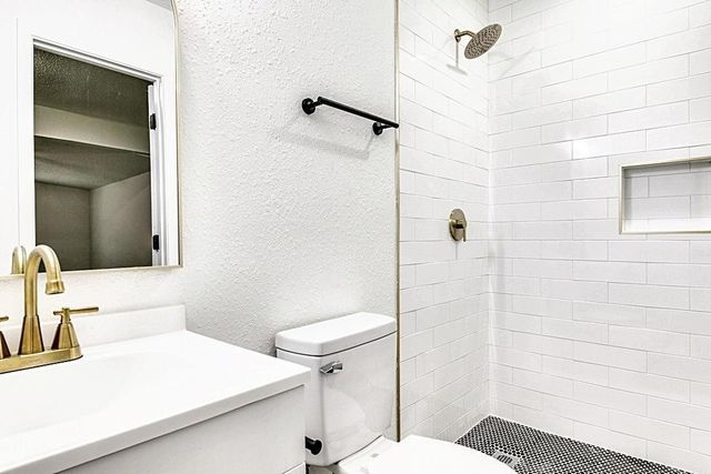 2322 San Paula Avenue, Dallas, TX 75228