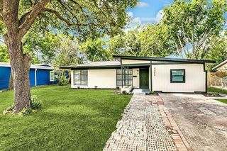 2322 San Paula Avenue, Dallas, TX 75228