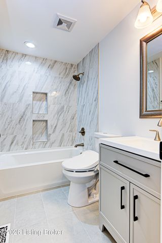 9307 Marse Henry Dr, Jeffersontown, KY 40299