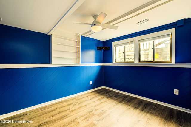 9307 Marse Henry Dr, Jeffersontown, KY 40299