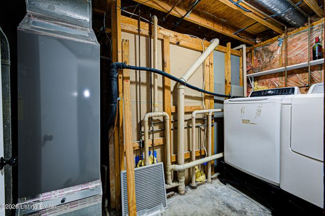 9307 Marse Henry Dr, Jeffersontown, KY 40299