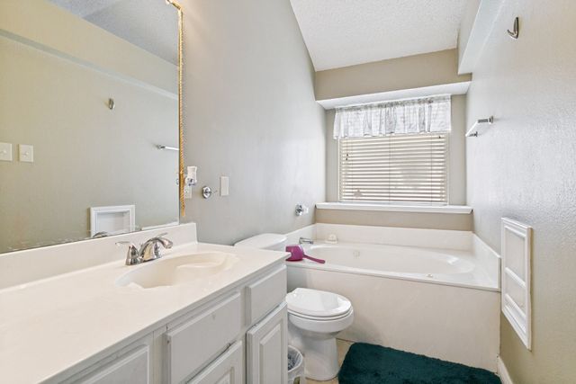 1461 Saint Gallen Lane, Lewisville, TX 75067