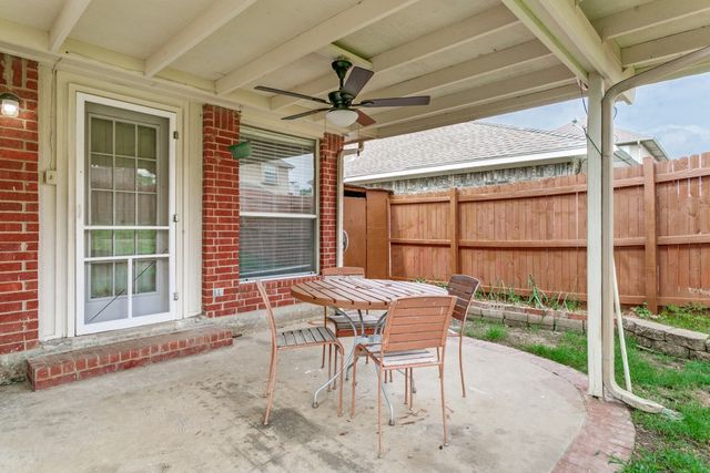 1461 Saint Gallen Lane, Lewisville, TX 75067