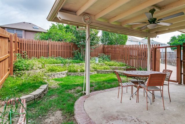 1461 Saint Gallen Lane, Lewisville, TX 75067